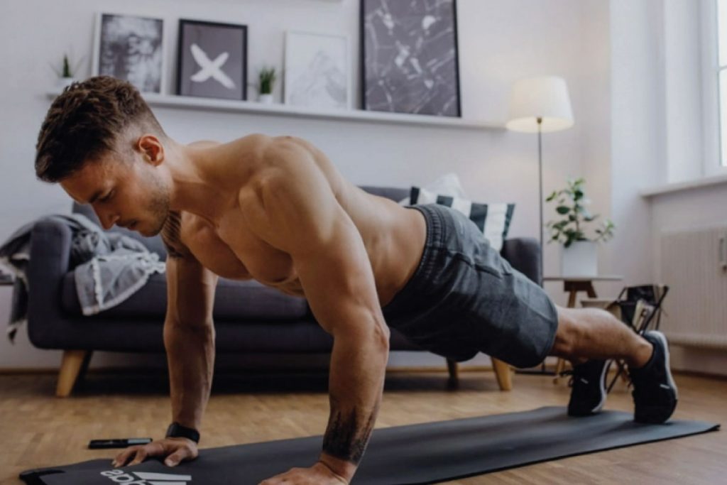 Plank to Push Up 5 Quick Workouts you can do in your hotel room